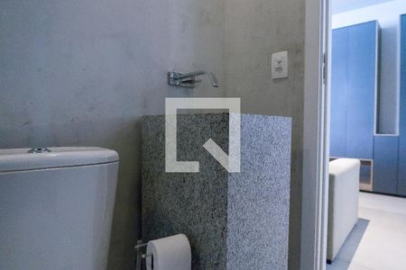 Lavabo de apartamento para alugar com 1 quarto, 56m² em Vila da Serra, Nova Lima