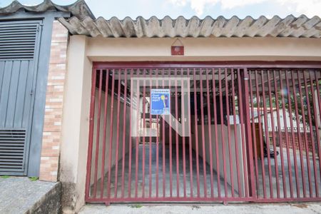 Casa para alugar com 100m², 2 quartos e 1 vagaFachada