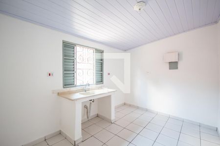 Casa para alugar com 100m², 2 quartos e 1 vagaCozinha