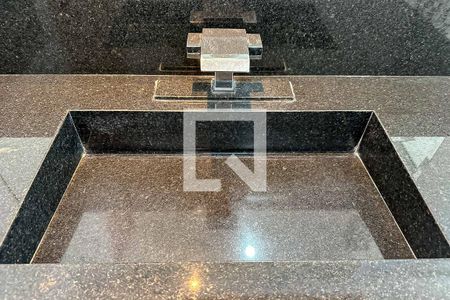 Apartamento à venda com 443m², 4 quartos e 2 vagasBanheiro