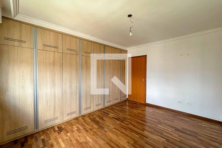 Apartamento à venda com 443m², 4 quartos e 2 vagasQuarto 1