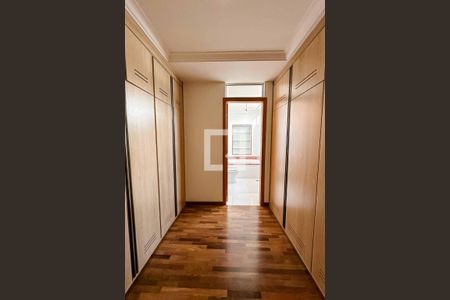 Apartamento à venda com 443m², 4 quartos e 2 vagasCloset da Suíte