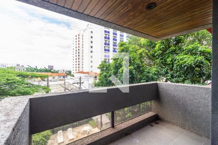 Apartamento à venda com 90m², 3 quartos e 2 vagasVaranda