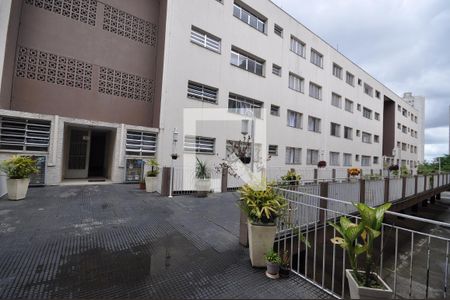 Apartamento à venda com 100m², 2 quartos e 1 vagaÁrea comum