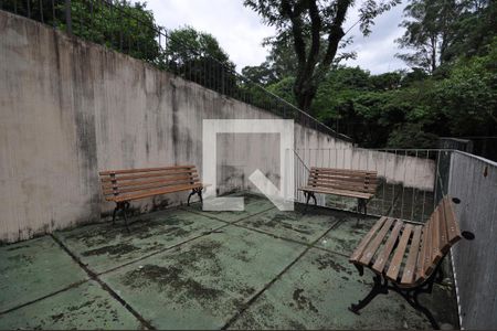 Apartamento à venda com 100m², 2 quartos e 1 vagaÁrea comum