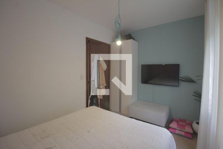Quarto 1 de apartamento à venda com 2 quartos, 56m² em Marechal Rondon, Canoas