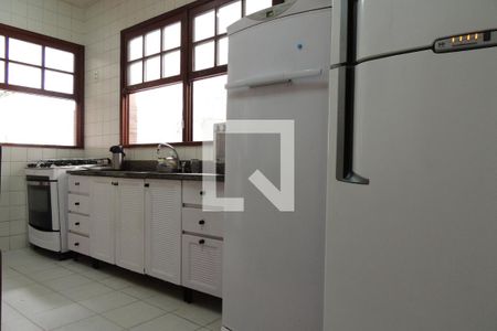 Casa de condomínio à venda com 169m², 4 quartos e 2 vagasCozinha - Armários