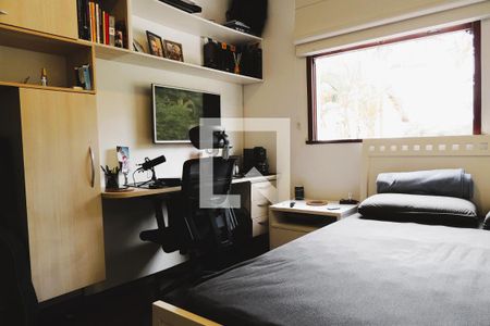 Casa de condomínio à venda com 169m², 4 quartos e 2 vagasQuarto 3 - Armários