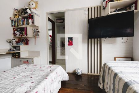 Casa de condomínio à venda com 169m², 4 quartos e 2 vagasQuarto 2 - Suíte