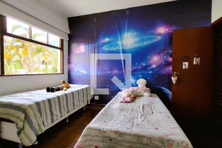 Casa de condomínio à venda com 169m², 4 quartos e 2 vagasQuarto 2 - Suíte