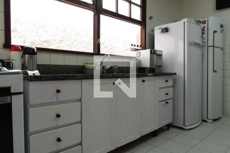 Casa de condomínio à venda com 169m², 4 quartos e 2 vagasCozinha - Armários