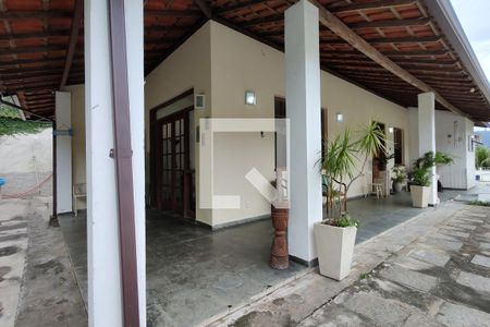 Casa de condomínio à venda com 169m², 4 quartos e 2 vagasVaranda 