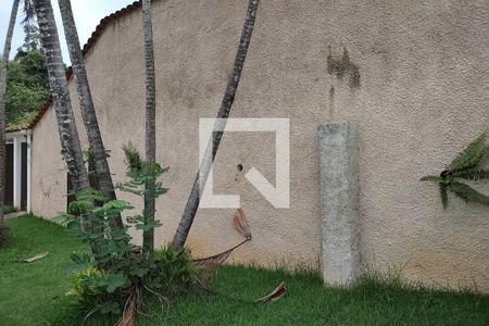 Casa de condomínio à venda com 169m², 4 quartos e 2 vagasFachada 