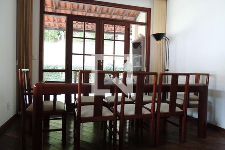 Sala de casa de condomínio à venda com 4 quartos, 169m² em Jacarepaguá, Rio de Janeiro