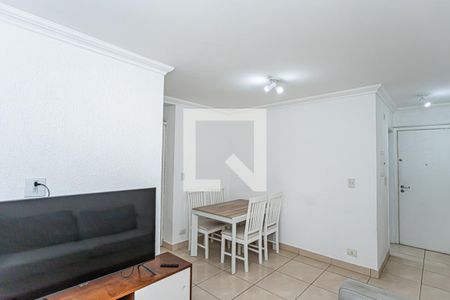 Sala de apartamento à venda com 3 quartos, 55m² em City América, São Paulo