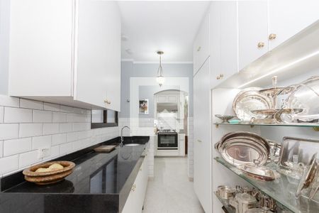 Apartamento para alugar com 286m², 4 quartos e 4 vagasCozinha