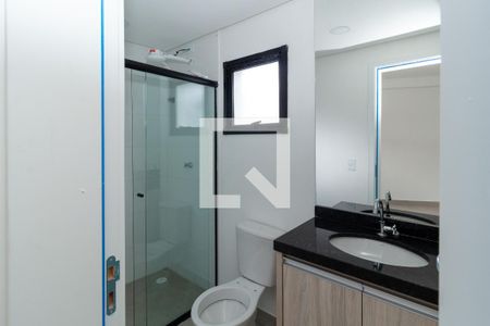 Banheiro de apartamento para alugar com 1 quarto, 30m² em Cidade Mãe do Céu, São Paulo