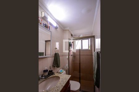 Banheiro  de apartamento à venda com 2 quartos, 51m² em Jardim Vergueiro, São Paulo