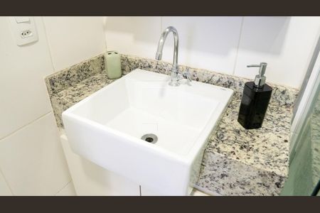 Banheiro de kitnet/studio para alugar com 1 quarto, 30m² em Centro Histórico de São Paulo, São Paulo