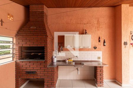 Casa à venda com 240m², 4 quartos e 4 vagas Casa à venda com 240m², 4 quartos e 4 vagasChurrasqueira