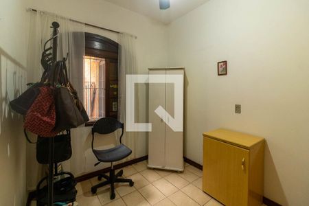 Casa à venda com 240m², 4 quartos e 4 vagas Casa à venda com 240m², 4 quartos e 4 vagasQuarto 3