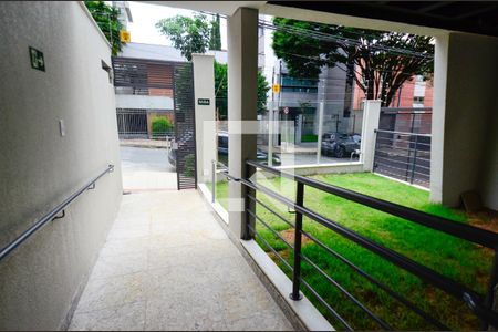 Apartamento para alugar com 69m², 2 quartos e 2 vagasEntrada