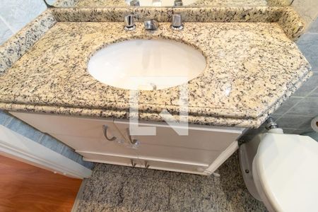 Apartamento para alugar com 193m², 3 quartos e 2 vagasDetalhe do banheiro