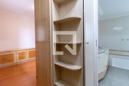 Apartamento para alugar com 193m², 3 quartos e 2 vagasCloset da suíte