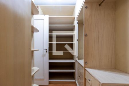 Apartamento para alugar com 193m², 3 quartos e 2 vagasCloset da suíte