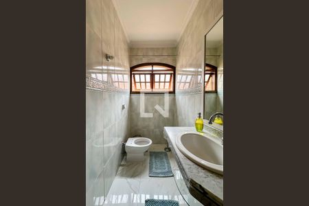 Casa à venda com 340m², 3 quartos e 4 vagasLavabo