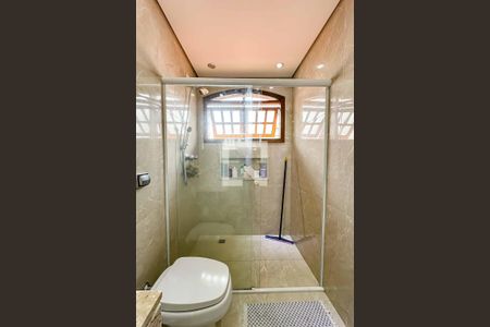 Casa à venda com 340m², 3 quartos e 4 vagasBanheiro da Suíte 3