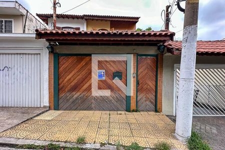 Casa à venda com 340m², 3 quartos e 4 vagasFachada