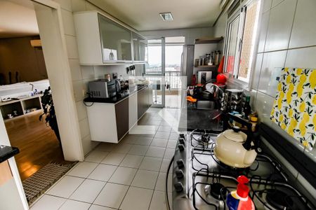 Apartamento à venda com 150m², 3 quartos e 2 vagasCozinha - Armários