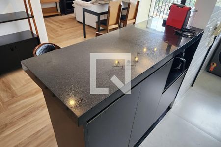 Apartamento para alugar com 72m², 2 quartos e 2 vagasCozinha