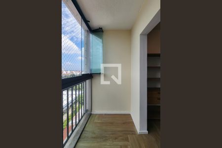 Apartamento para alugar com 72m², 2 quartos e 2 vagasVaranda