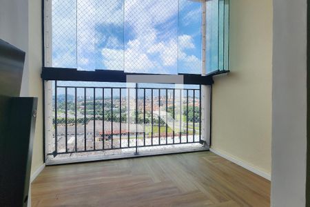 Apartamento para alugar com 72m², 2 quartos e 2 vagasVaranda