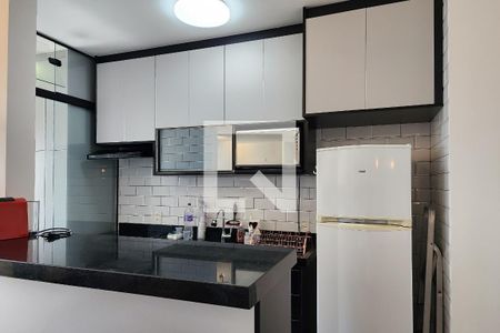 Apartamento para alugar com 72m², 2 quartos e 2 vagasCozinha