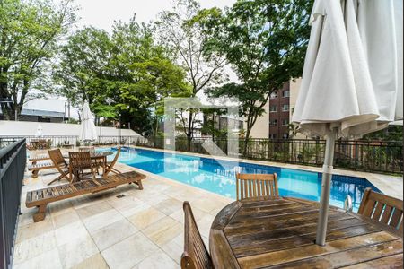 Apartamento para alugar com 72m², 2 quartos e 2 vagasÁrea Comum - Piscina