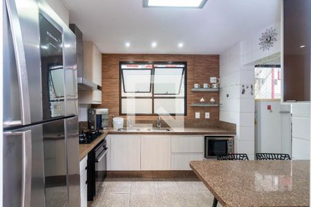 Apartamento para alugar com 160m², 4 quartos e 4 vagasCozinha