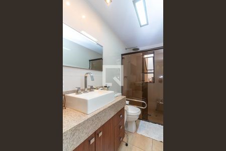 Apartamento para alugar com 160m², 4 quartos e 4 vagasBanheiro Quarto 3