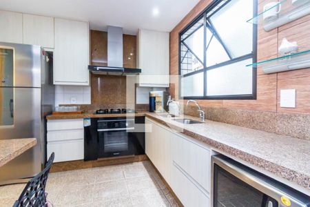 Apartamento para alugar com 160m², 4 quartos e 4 vagasCozinha