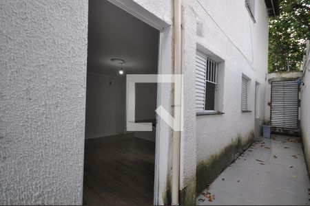 Corredor de apartamento para alugar com 1 quarto, 24m² em Vila Guilherme, São Paulo