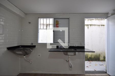 Cozinha e Área de Serviço de apartamento para alugar com 1 quarto, 24m² em Vila Guilherme, São Paulo