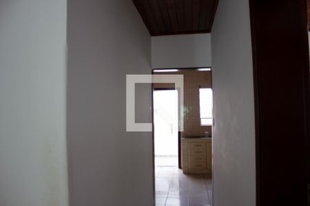 Corredor de casa à venda com 4 quartos, 285m² em Socorro, São Paulo