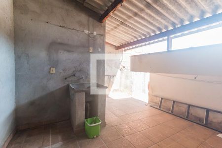 Casa para alugar com 105m², 2 quartos e 1 vaga Casa para alugar com 105m², 2 quartos e 1 vagaÁrea de Serviço