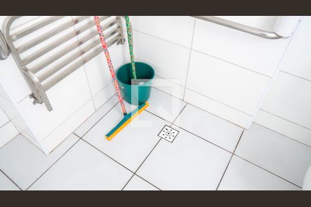 Apartamento para alugar com 49m², 2 quartos e sem vaga Apartamento para alugar com 49m², 2 quartos e sem vagaBanheiro