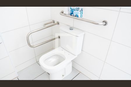 Apartamento para alugar com 49m², 2 quartos e sem vaga Apartamento para alugar com 49m², 2 quartos e sem vagaBanheiro