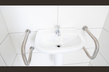 Apartamento para alugar com 49m², 2 quartos e sem vaga Apartamento para alugar com 49m², 2 quartos e sem vagaBanheiro