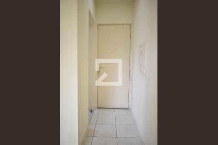 Entrada de apartamento para alugar com 3 quartos, 53m² em Campo Grande, Rio de Janeiro