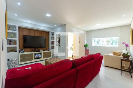 Sala de casa à venda com 3 quartos, 300m² em Vila São Vicente, São Paulo